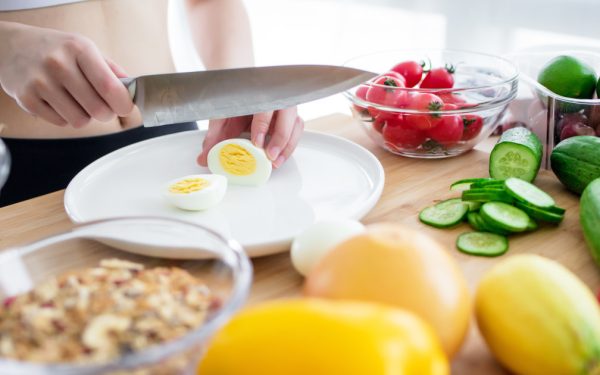 Cum refaci MASA de PAȘTE: Bucătarii explică trucurile cu OUĂ și MIEL!