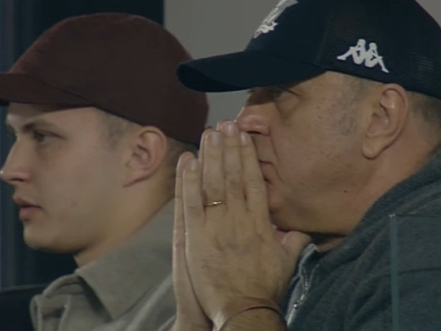 Dan Șucu, proprietarul Rapidului, a fost surprins de imaginile din serie în Giulești, imediat după înfrângerea echipei din partida cu U Cluj, care a avut loc sâmbătă