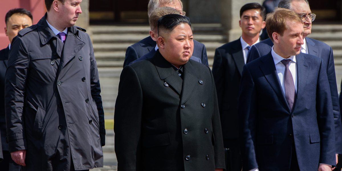 Kim Jong Un, elogii macabre: Soldați nord-coreeni sinuciși în Ucraina