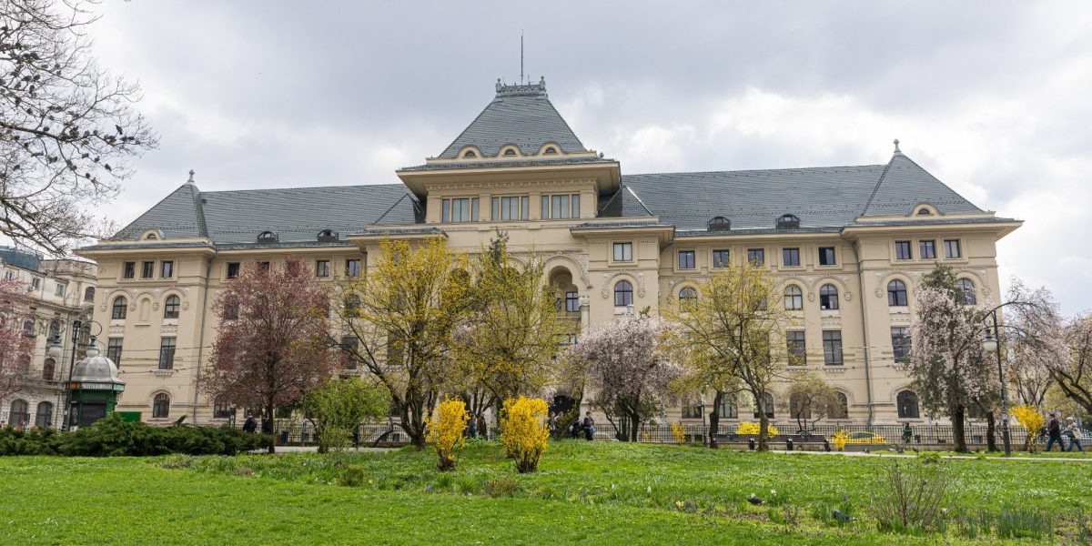 Bucureștenii pot vizita GRATUIT Primăria Capitalei în weekend