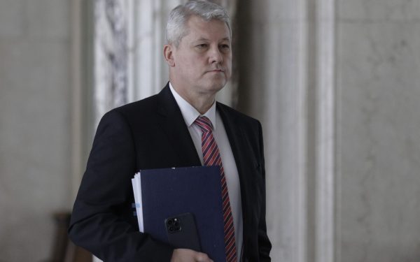 Predoiu, despre rolul de premier: Ce spune în locul lui Bolojan