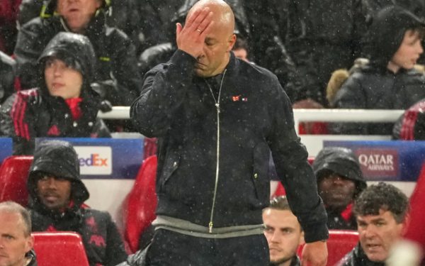 Englezii cer demisia lui Arne Slot, după Liverpool – PSG 0-2: „Îngrozitor”!