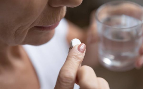 Stresul de sărbători: De ce poftești mai mult și ai dureri de stomac