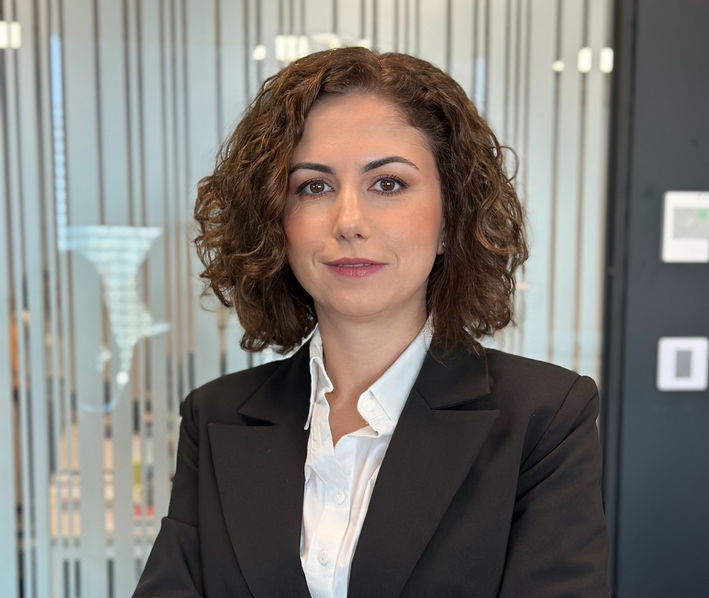 BT Direct, parte a Grupului Banca Transilvania, anunță parteneriatul cu JYSK România pentru soluții de finanțare dedicate achizițiilor de mobilă și decorațiuni Banca Transilvania extinde colaborările cu principalii retaileri din piața de home&living, semnând un parteneriat strategic cu JYSK România, unul dintre cei mai importanți retaileri de mobilier și decorațiuni pentru casă