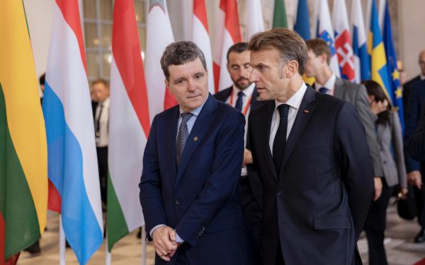 Nicușor Dan, la discuții despre criza din Strâmtoarea Ormuz