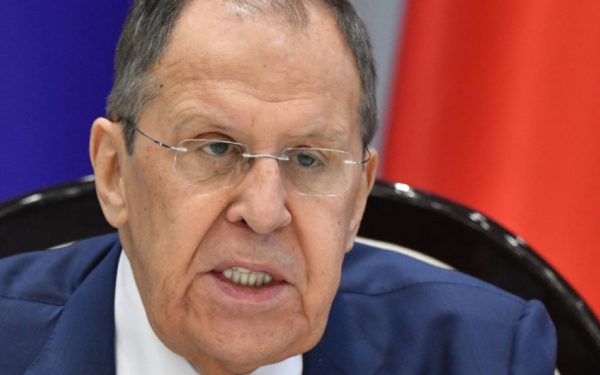 Lavrov, la Beijing: Cine mai dă ochii cu liderii chinezi?
