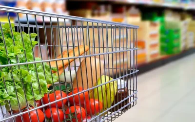 Metoda rapidă prin care românii fac economii la cumpărături: reduceri pe mobil