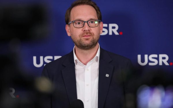 Fritz: ”Nimeni nu vrea voturi de la extremiști”. Ce zice de Guvern minoritar?
