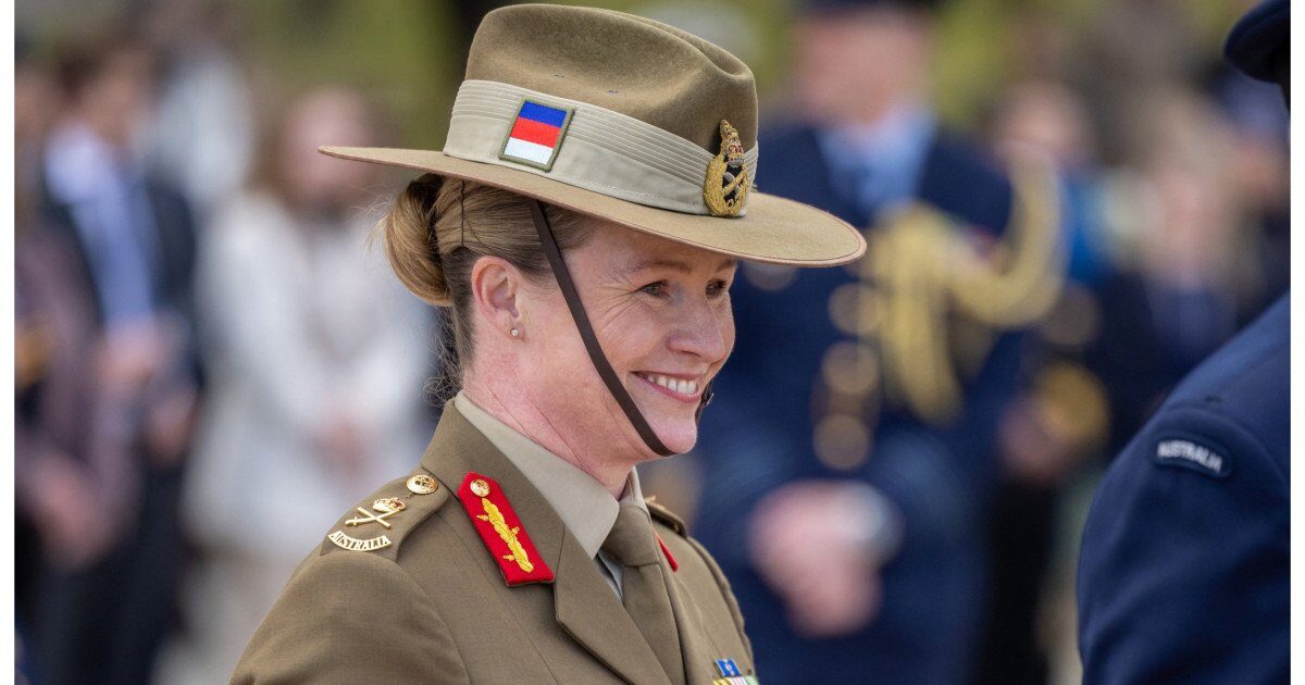 SUZANNE COYLE, prima femeie general, conduce Armata Australiană – Premieră istorică