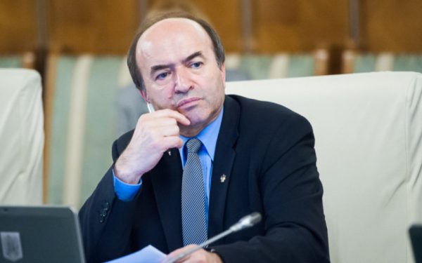 Toader: PSD nu rupe alianța, dar o „reconfigurează”.