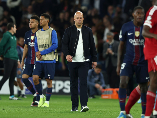 ARNE Slot, antrenorul lui Liverpool, a anunțat că va părăsi echipa la finalul sezonului, după ce „cormoranii” au fost eliminați de Paris Saint-Germain în sferturile de finală ale Ligii Campionilor