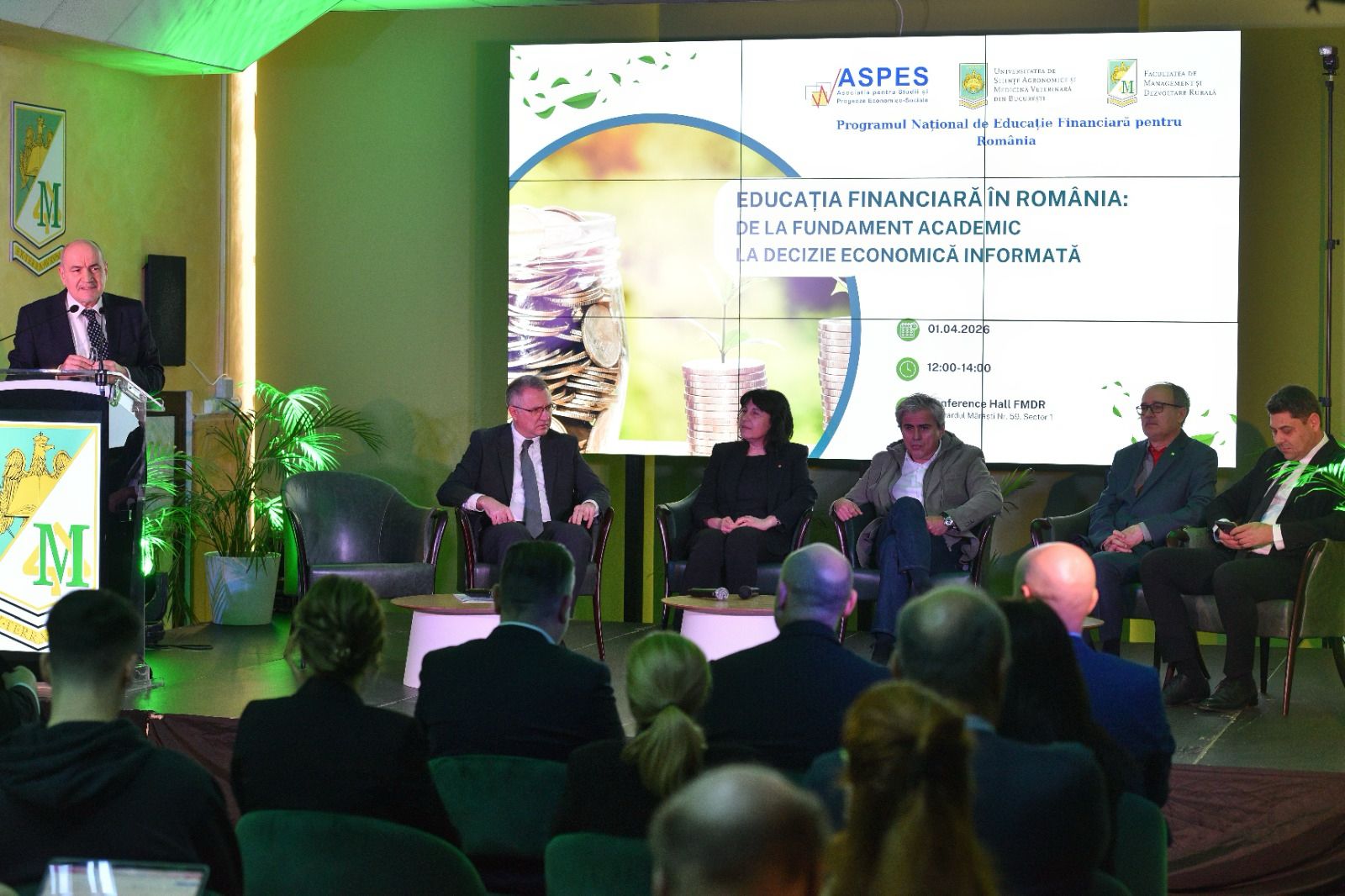Educația financiară devine prioritate în România, în contextul provocărilor economice actuale Conferința „Educația financiară în România: de la fundament academic la decizie economică informată” a reunit oficialități, cadre universitare și specialiști în domeniu pentru a discuta despre importanța promovării unui comportament financiar responsabil