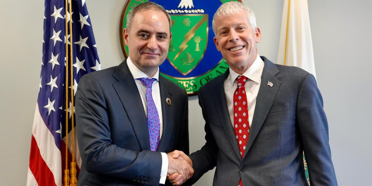 Nazare: România, cu uși deschise la Washington. Avertisment despre stabilitate și investiții