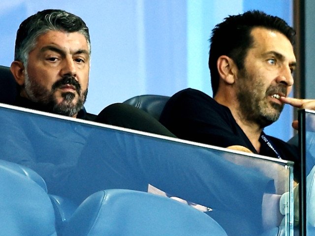 Gianluigi Buffon și-a depus oficial demisia din funcția de șef al Delegației Echipei Naționale a Italiei, la scurt timp după ce președintele Gabriele Gravina și-a anunțat retragerea de la conducerea Federației Italiene de Fotbal