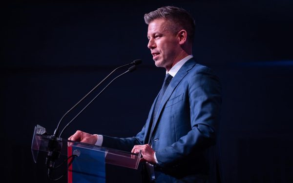 Peter Magyar zguduie UE: Ungaria lovește Ucraina, blocând aderarea în război