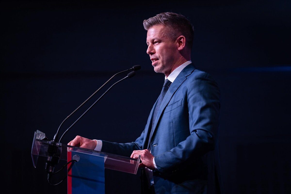 Peter Magyar zguduie UE: Ungaria lovește Ucraina, blocând aderarea în război