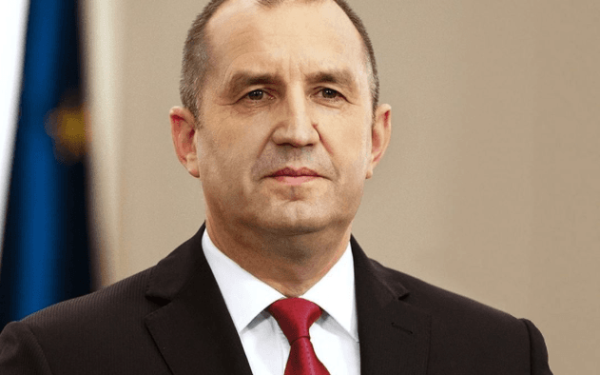 Bulgaria: Fostul președinte pro-rus, favorit în alegeri. Surpriză de proporții
