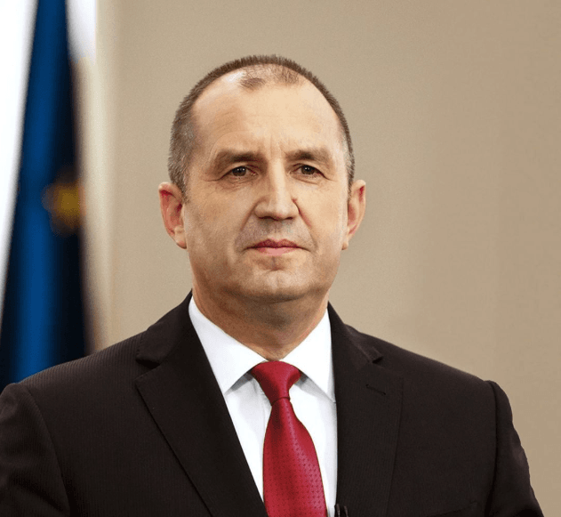 Bulgaria: Fostul președinte pro-rus, favorit în alegeri. Surpriză de proporții