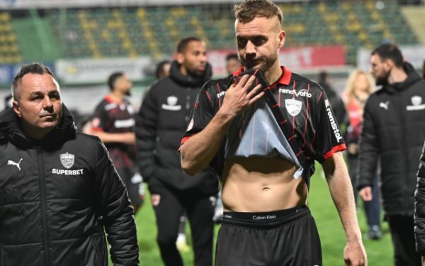 Probleme mari pentru George Pușcaș la Dinamo, ce se întâmplă