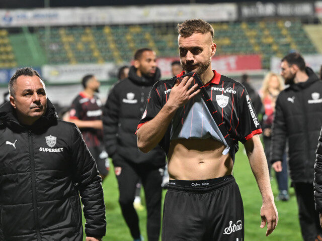 Probleme mari pentru George Pușcaș la Dinamo, ce se întâmplă