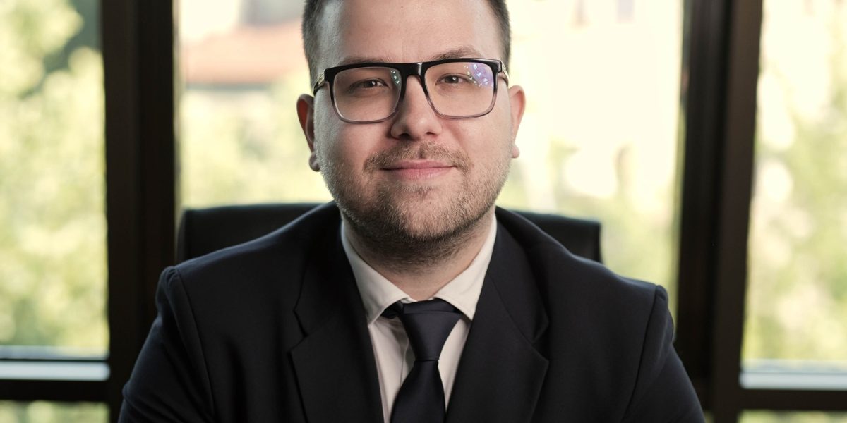 Aurul, refugiu sigur în vremuri de criză? Analiza pentru piața din România