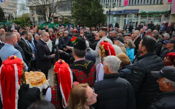 Bulgaria Progresistă, un nou Orban? Fostul președinte Radev, pe val la alegeri