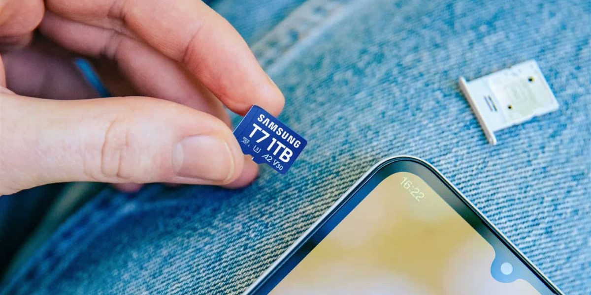 Samsung lovește cu noi carduri microSD: 1TB și 200MB/s!