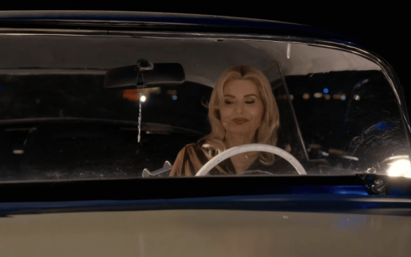 Sabrina Carpenter, „Thelma & Louise” la Coachella, alături de Geena Davis