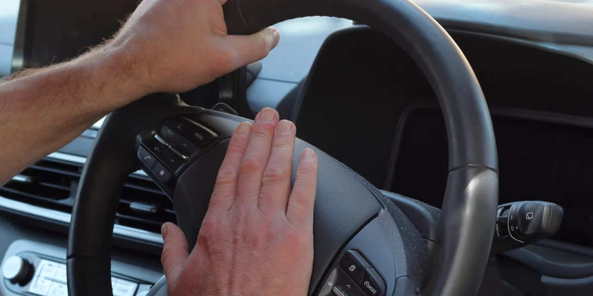 Pașaport DIGITAL pentru mașini: Schimbări MAJORE din 2026 în toată Europa