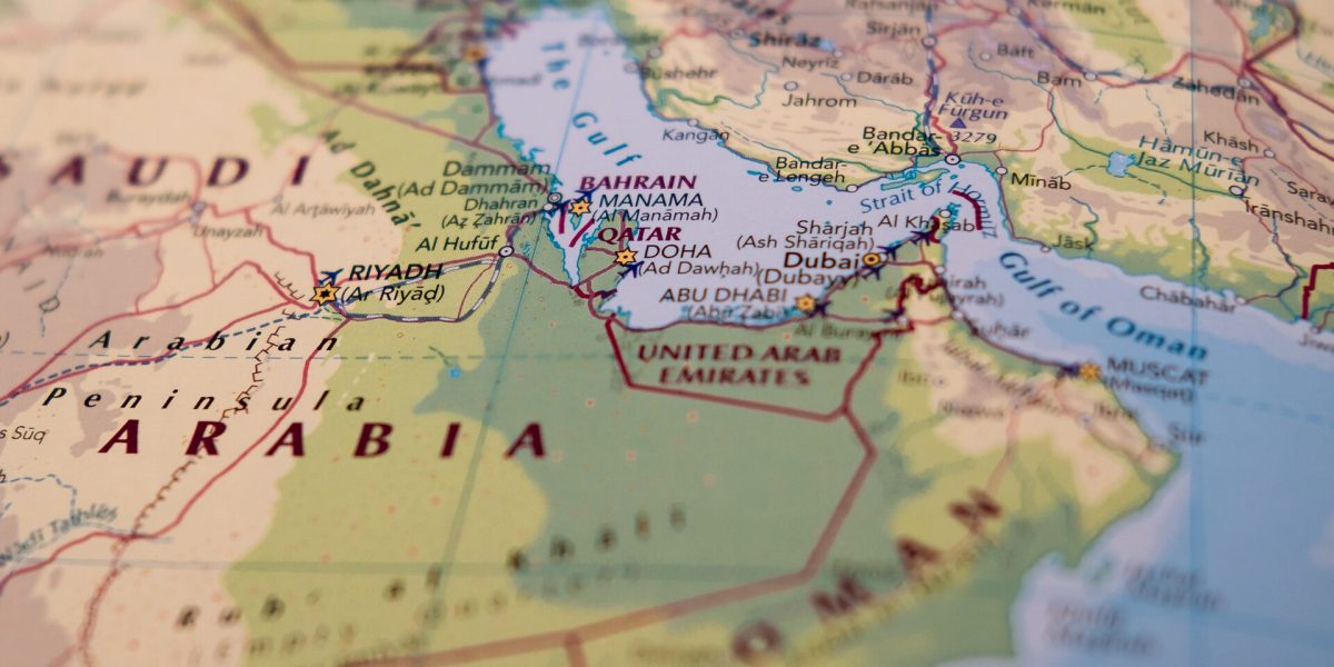 Iranul deschide Strâmtoarea Ormuz: Navele pot trece prin apele din Oman?