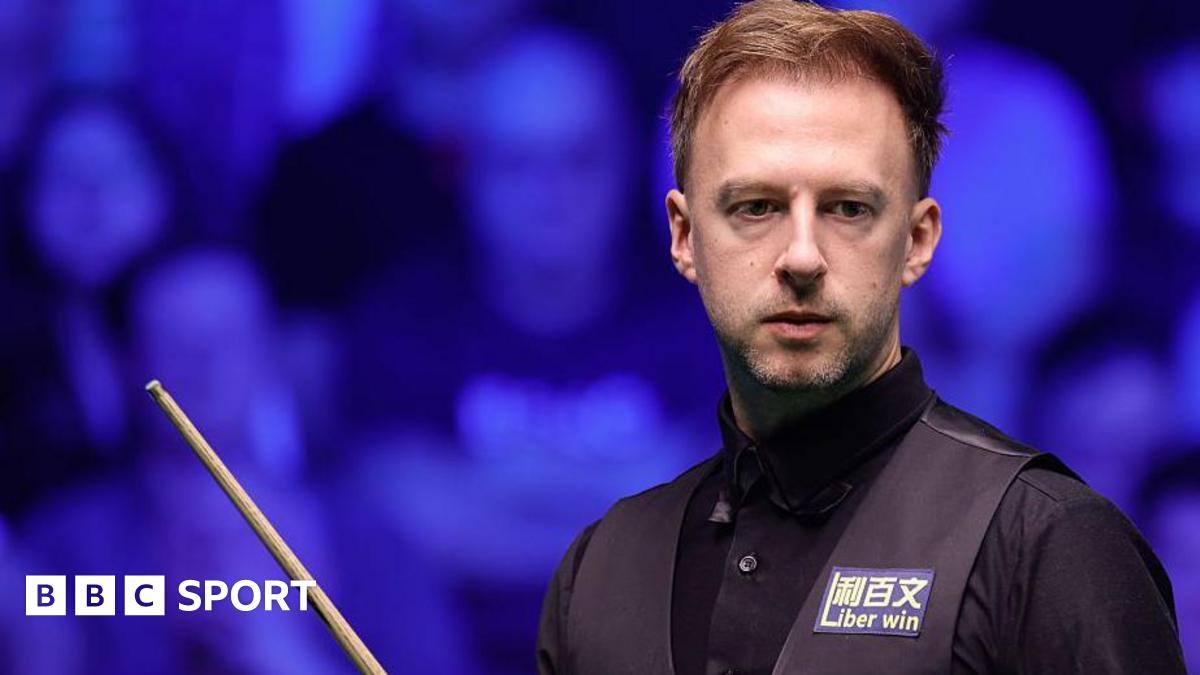 Mark Selby și-a pierdut șansele de a se califica în finala Turneului Campionilor, după o meci foarte disputat împotriva lui Judd Trump, la Sheffield