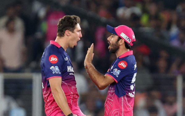 Burger mușcă din Kolkata: Royals țintesc o victorie