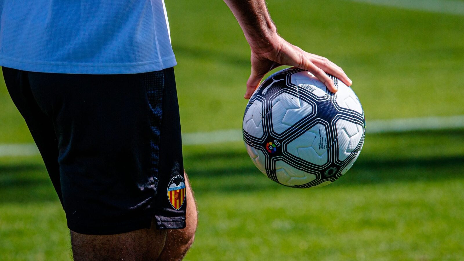 Valencia CF, debut retro în LALIGA: duel cu Elche CF