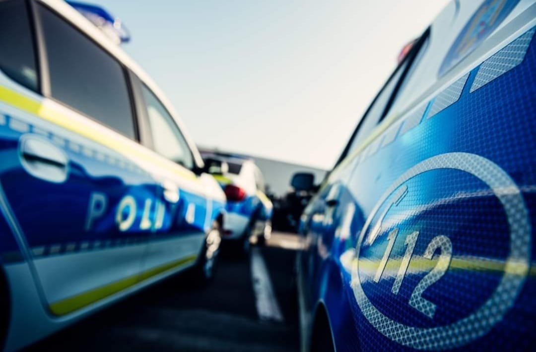 O autocisternă încărcată cu aproximativ 30.000 de litri de GPL s-a răsturnat sâmbătă după-amiază pe DN 1D, în apropierea localității Râșnov