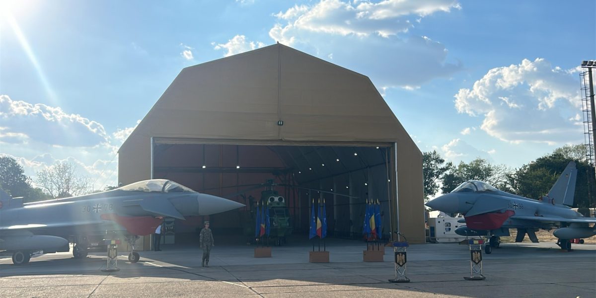 România, în fața sondajului: 53% susțin bazele SUA pentru realimentare