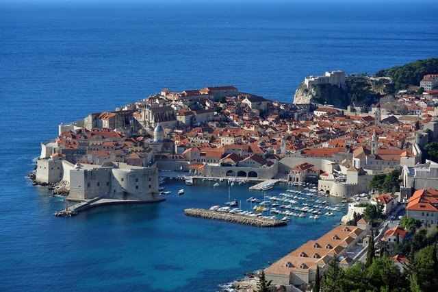 Wizz Air anunță zboruri directe din București spre Dubrovnik, vara aceasta!