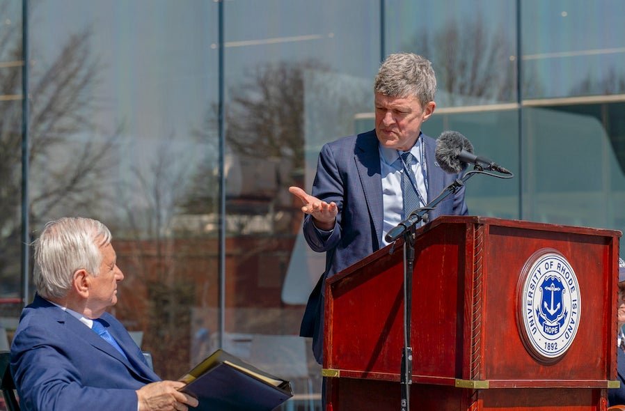 Umanism și fizică cuantică, dezbateri la URI de Ziua Mondială a Cuantelor