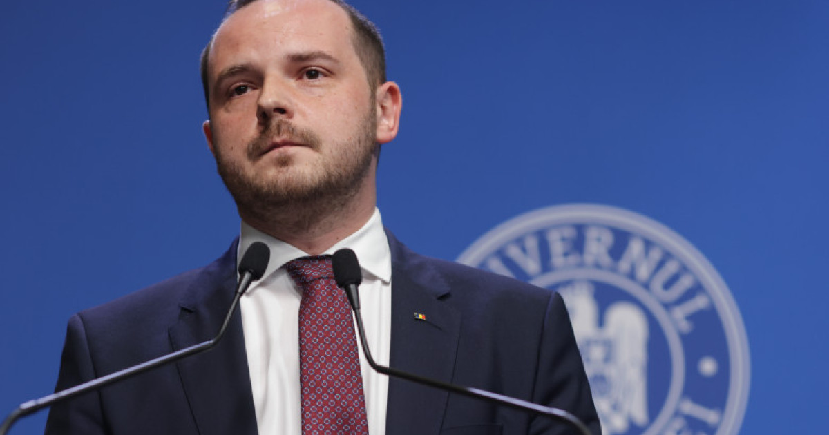 Ministrul Sănătății, Alexandru Rogobete, a declarat că România va încerca să redirecționeze fondurile destinate plății pentru contractul cu compania Pfizer, în ideea de a le utiliza pentru alte medicamente