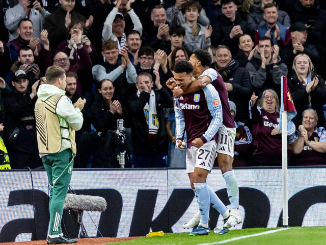 Aston Villa, DEMOLARE istorică: 4-0 cu Bologna, semifinală Europa League! 7-1 la general