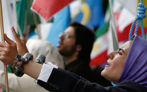 Iran: Record sumbru în 2025 – peste 1.600 de execuții, ONG-uri în alertă