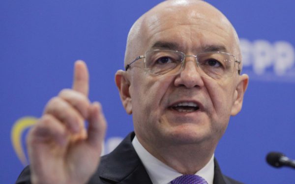 Boc: Retragerea PSD, „o greșeală istorică”. Alternativa: haos sau dezastru