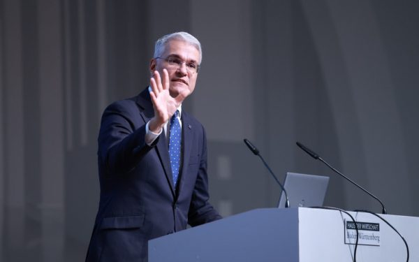 Pîslaru, despre PNRR: Guvernul folosește „semafor” pentru reforme, monitorizare intensă