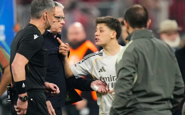 Arda Guler, scandal la EURO: i-a șoptit lui Slavko Vincic ceva șocant