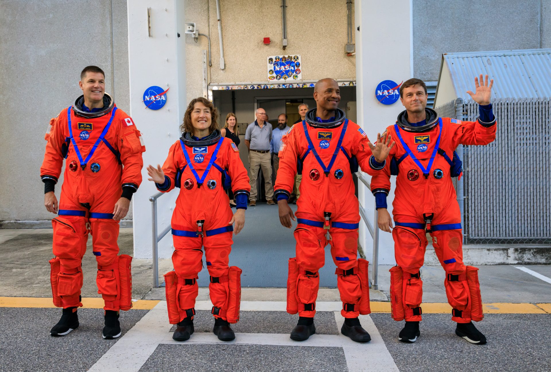 NASA urmărește cu ochii pe cer un moment istoric: lansarea misiunii Artemis II, prima misiune umană în cadrul programului Artemis, este programată să decoleze din centrul spațial Kennedy din Florida cel târziu miercuri, 1 aprilie