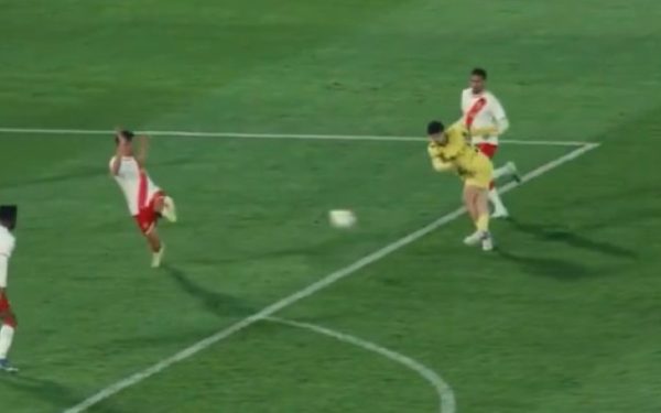 Reacții ULUITOARE! Rabona de GENIU din afara careului: ”Puskasul” e CERUT!