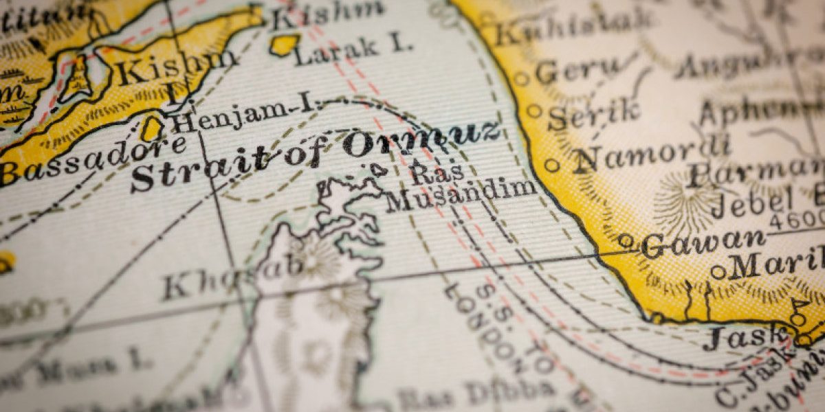 Băsescu, despre blocada din Ormuz: „Greșeală! Va tensiona relațiile SUA cu Extremul Orient”