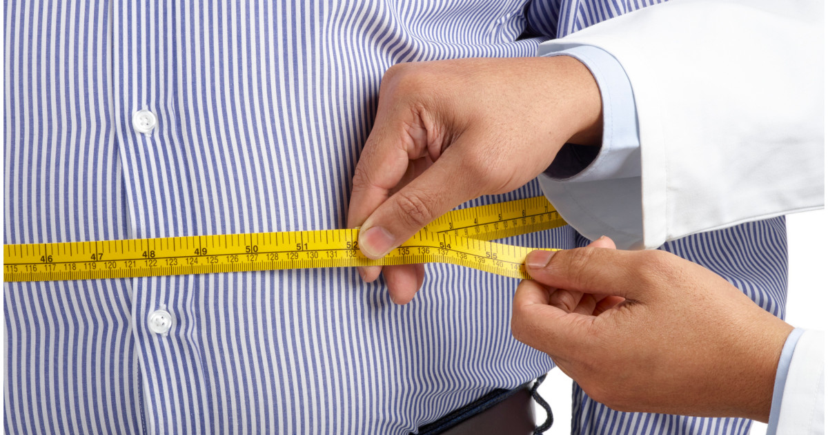 Reducerea excesului de grăsime abdominală, cheia prevenirii insuficienței cardiace Un nou studiu internațional relevă o legătură directă între cantitatea de grăsime acumulată pe burtă și riscul de dezvoltare a insuficienței cardiace