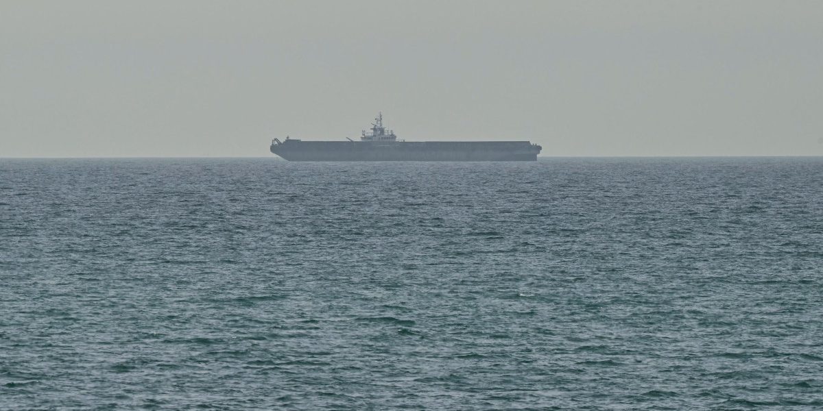 Flota FANTOAMĂ a Iranului, blocată de SUA: Teheranul, pus la încercare