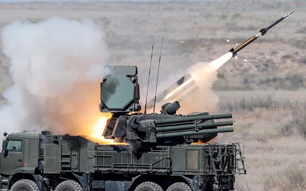 Ucraina distruge un sistem de apărare antiaeriană PANȚIR-S1 lângă MARIUPOL