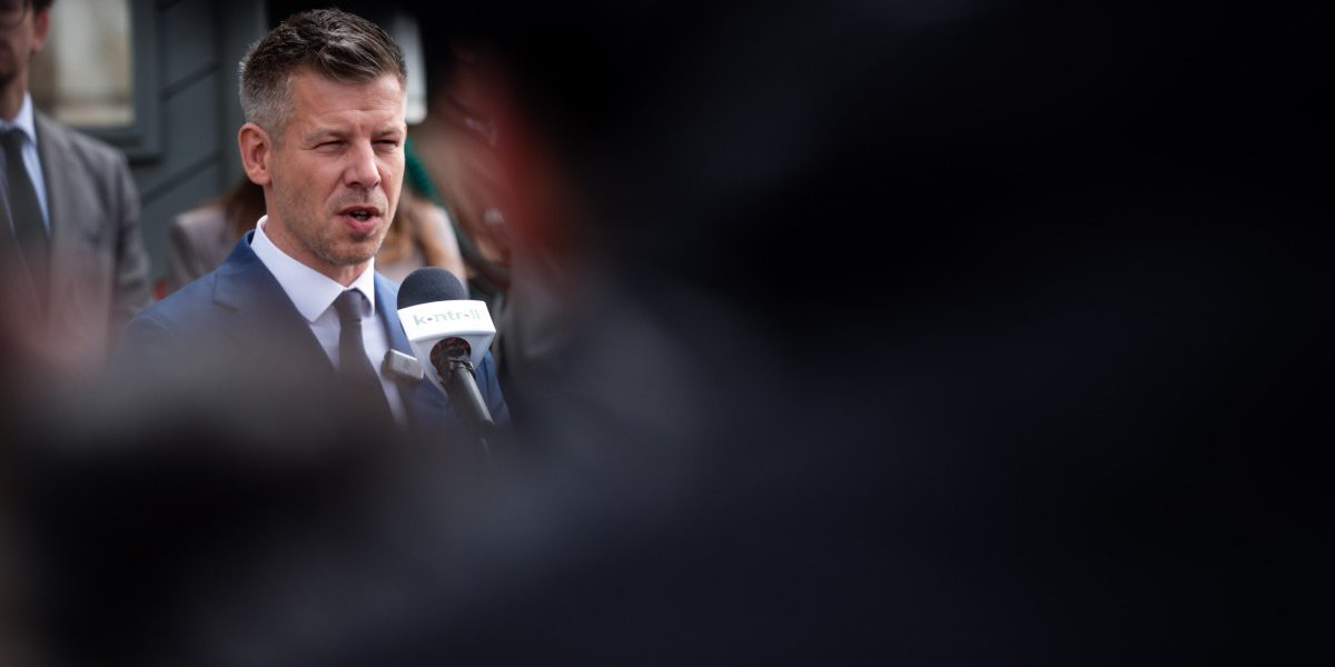 Viața regizează: Peter Magyar, martor la apariția lui Viktor Orban la balcon